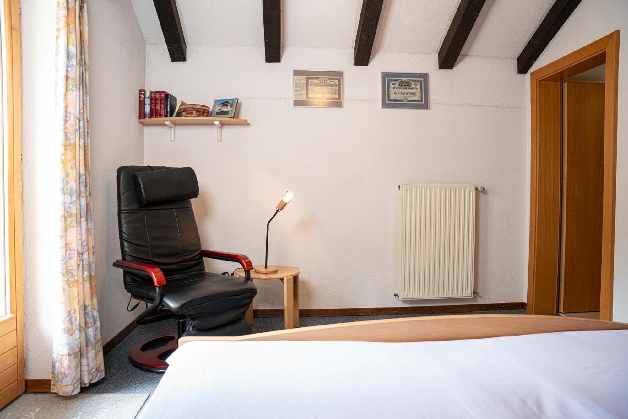 Alte Bock 2.0 Bed & Breakfast Grächen Exterior photo
