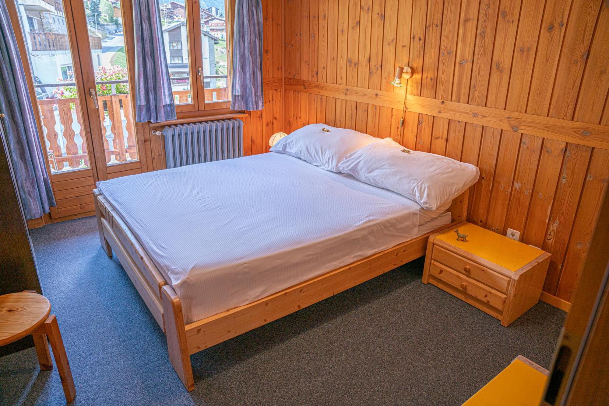 Alte Bock 2.0 Bed & Breakfast Grächen Exterior photo